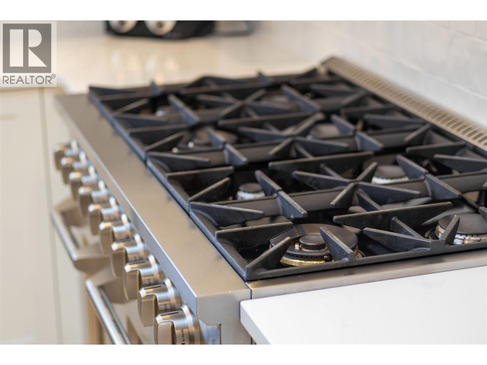 2010 High Country Boulevard, Kamloops, BC - Indoor