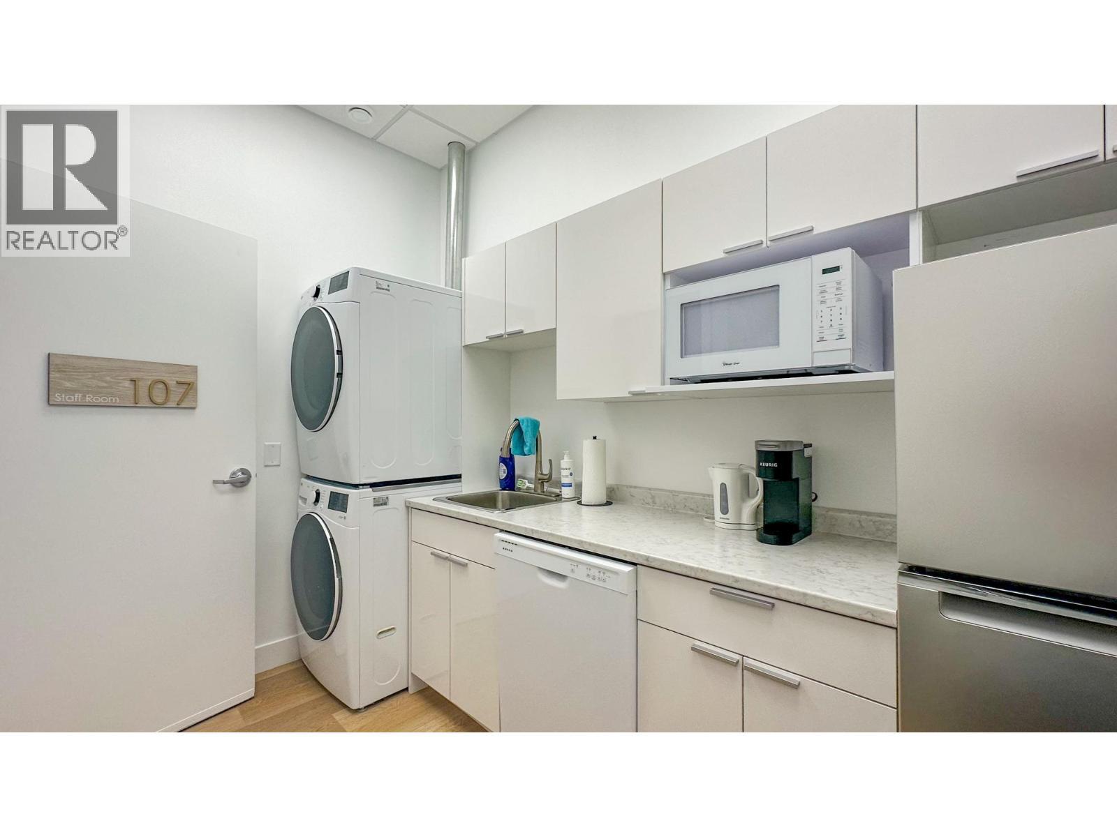 3320 Richter Street Unit# 102, Kelowna, BC