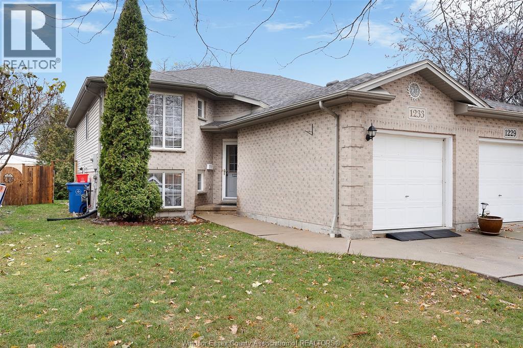 1233 St. Paul Avenue, Windsor, ON - Outdoor