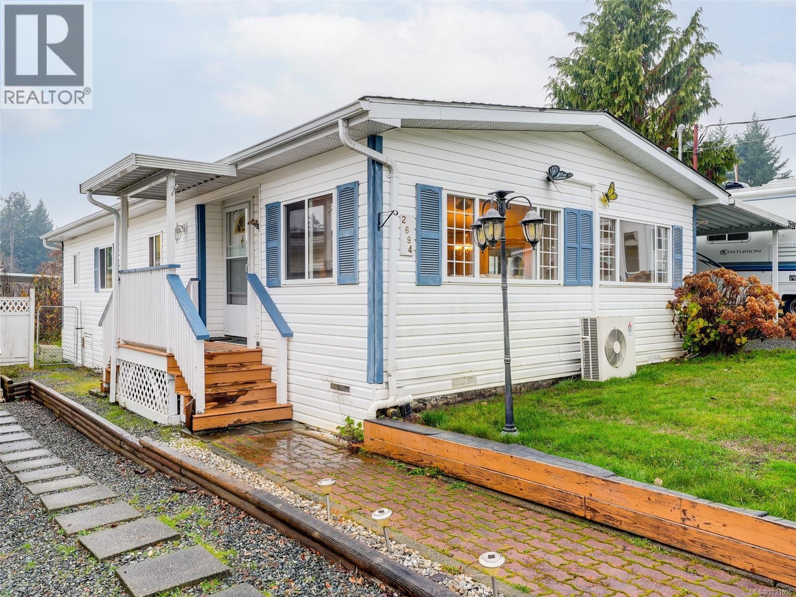 BUILT IN 1993 - MFH - 2694 Mathew Pl, Malahat, BC