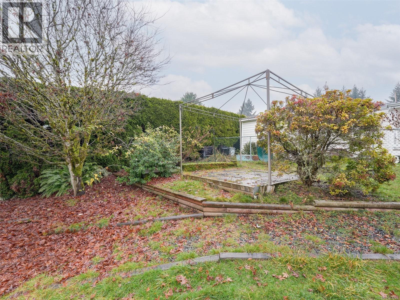 LEVEL LOT IS ALMOST 5,000 SQ FT - 2694 Mathew Pl, Malahat, BC