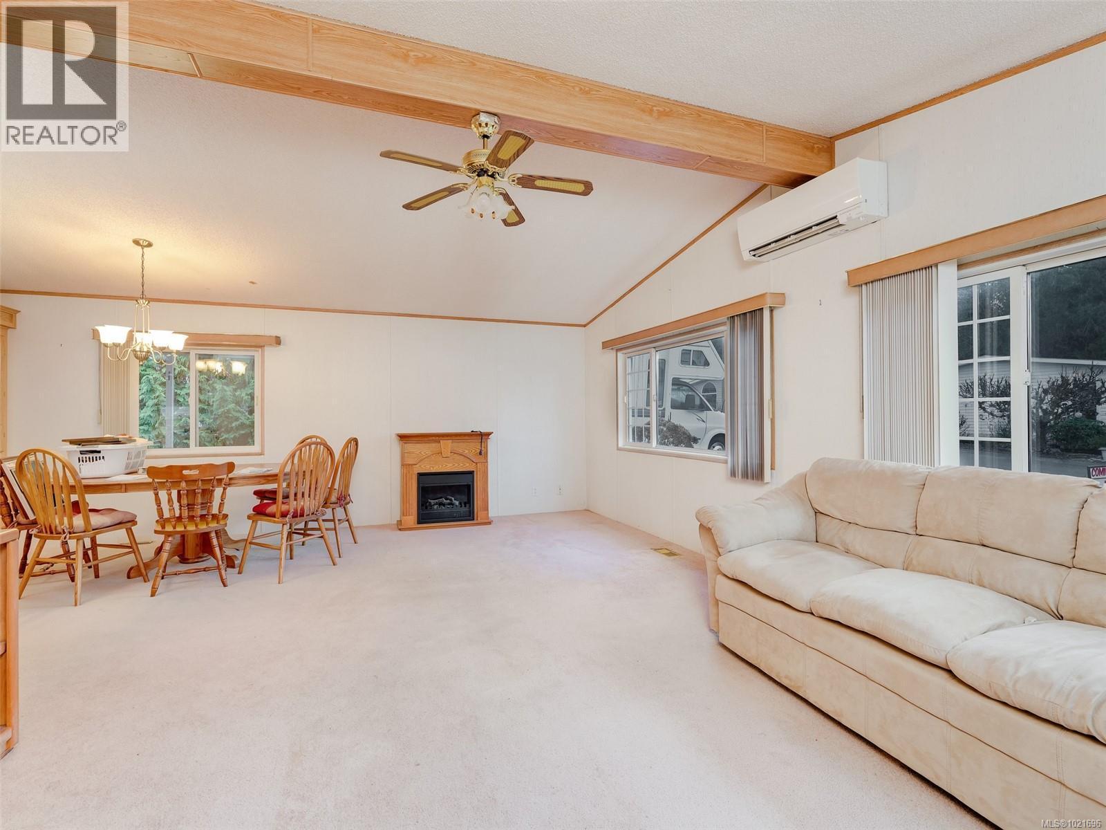 HEAT PUMP / AIR-CONDITIONING WITH BACK UP FURNACE - 2694 Mathew Pl, Malahat, BC