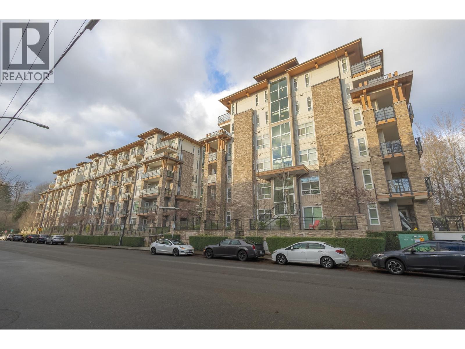 611 2465 Wilson Avenue, Port Coquitlam, BC - Outdoor With Facade