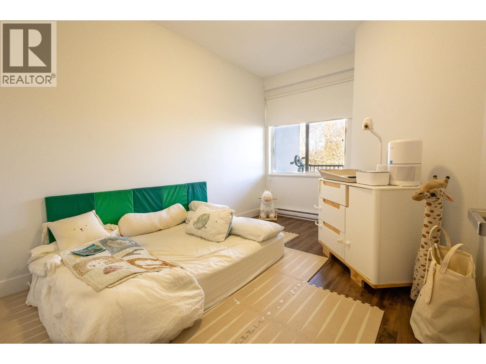 611 2465 Wilson Avenue, Port Coquitlam, BC - Indoor Photo Showing Bedroom