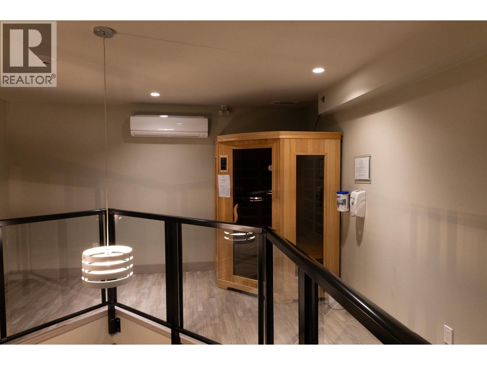 611 2465 Wilson Avenue, Port Coquitlam, BC - Indoor Photo Showing Other Room