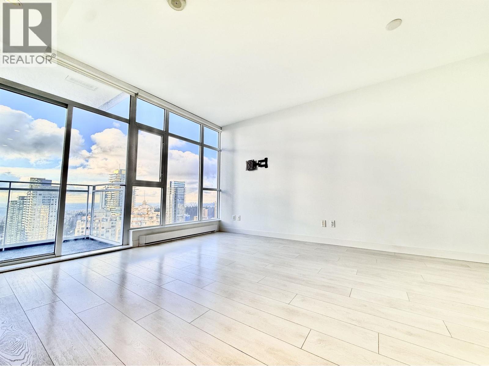 3603 4670 Assembly Way, Burnaby, BC - Indoor Photo Showing Other Room