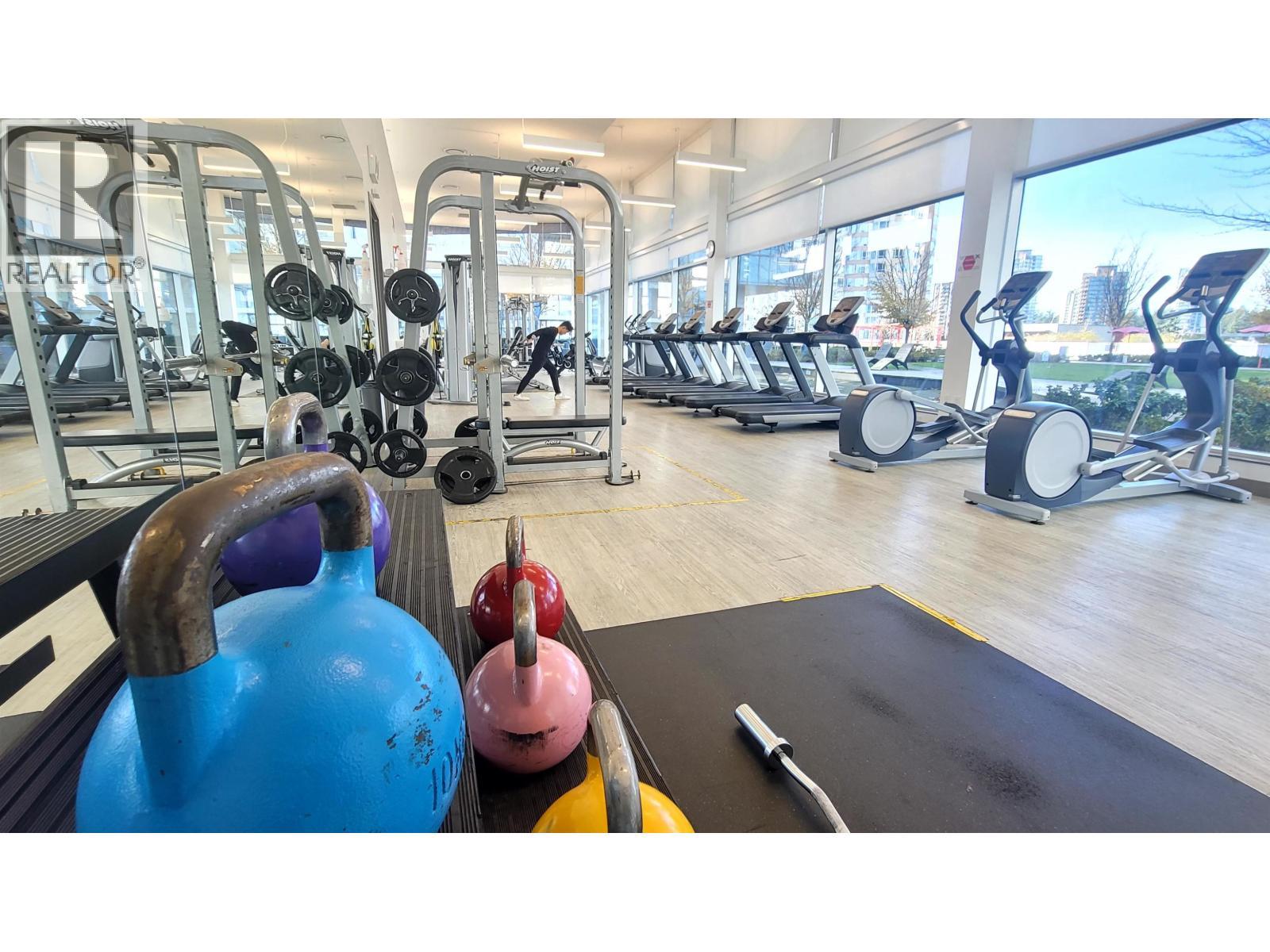 3603 4670 Assembly Way, Burnaby, BC - Indoor Photo Showing Gym Room