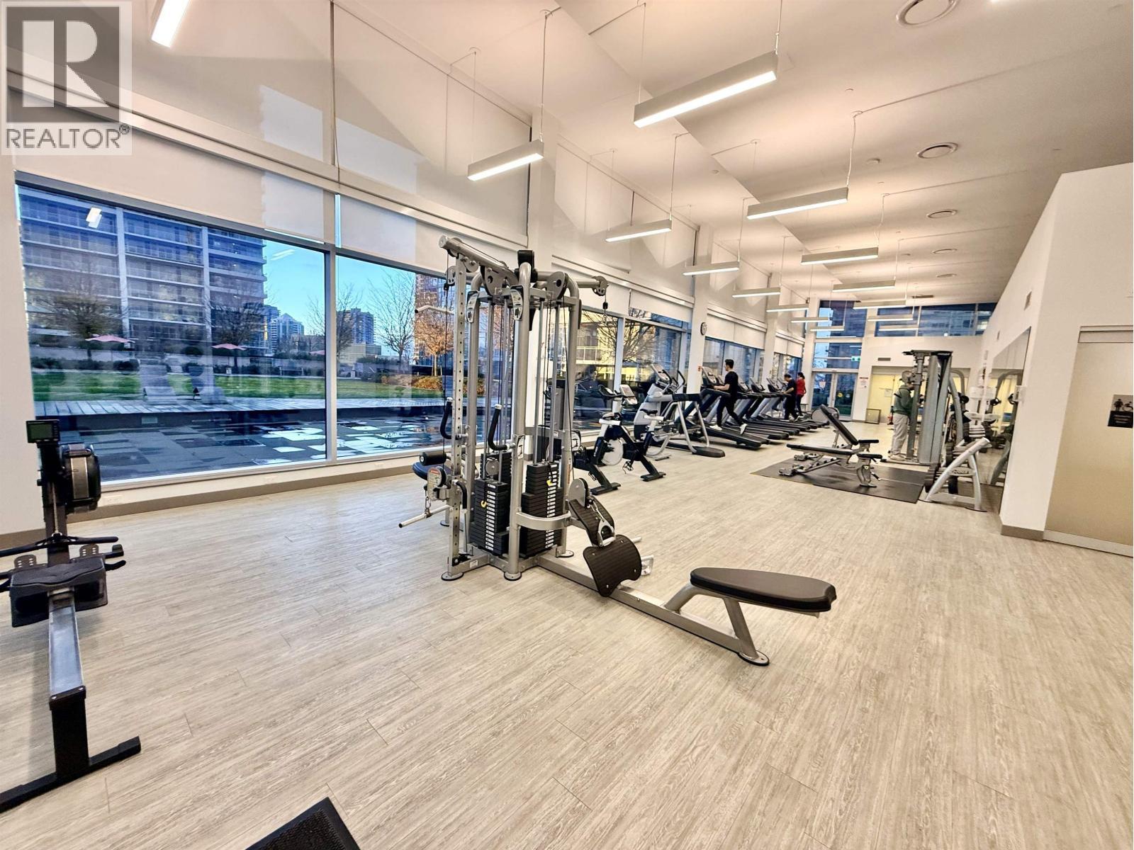 3603 4670 Assembly Way, Burnaby, BC - Indoor Photo Showing Gym Room