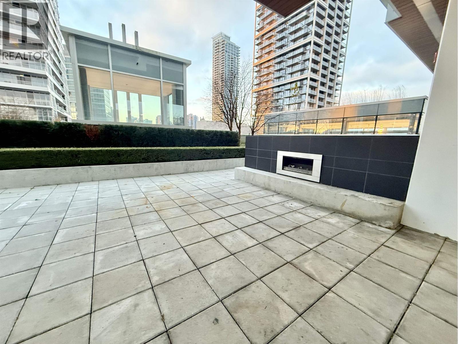 3603 4670 Assembly Way, Burnaby, BC - Outdoor