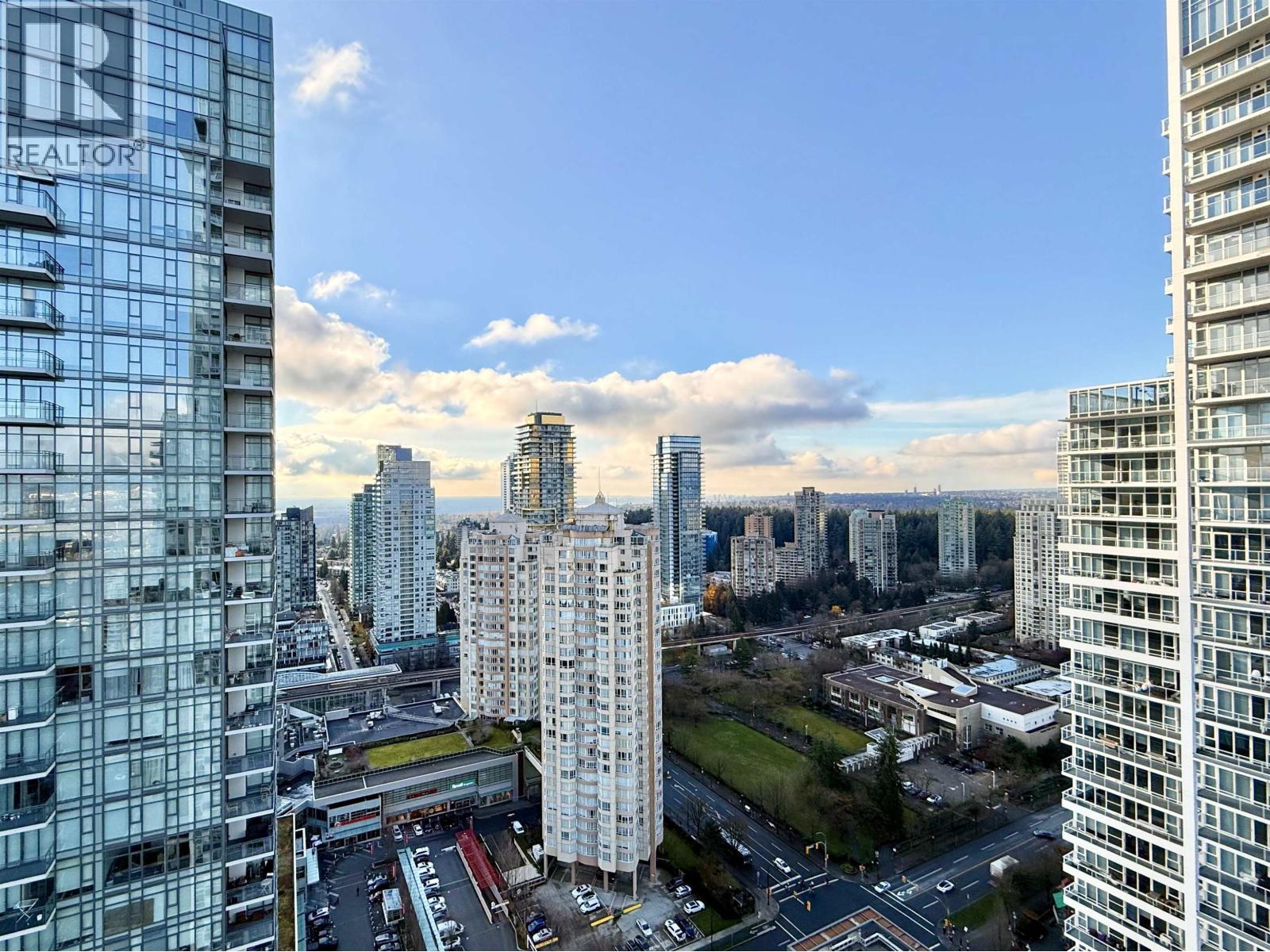 3603 4670 Assembly Way, Burnaby, BC - Outdoor With Facade