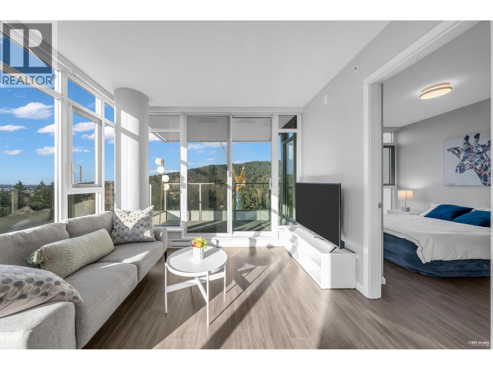 1102 520 Como Lake Avenue, Coquitlam, BC - Indoor