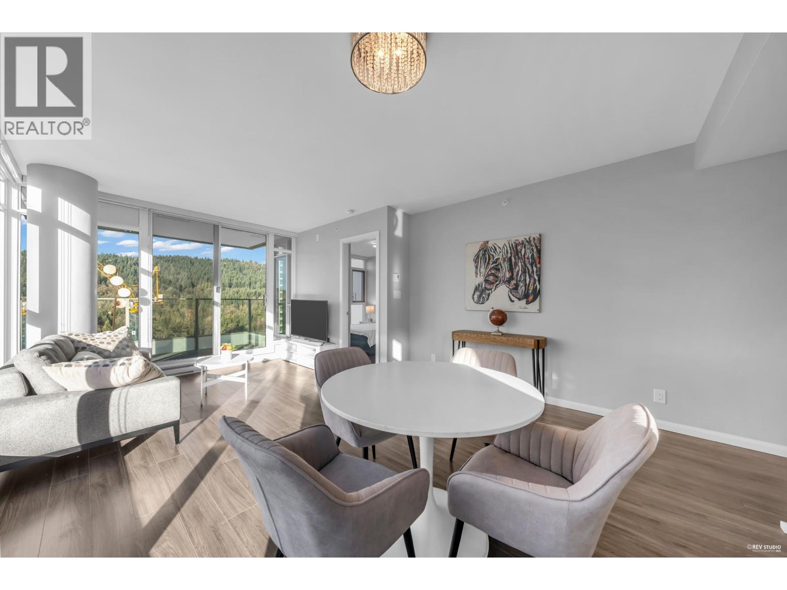 1102 520 Como Lake Avenue, Coquitlam, BC - Indoor