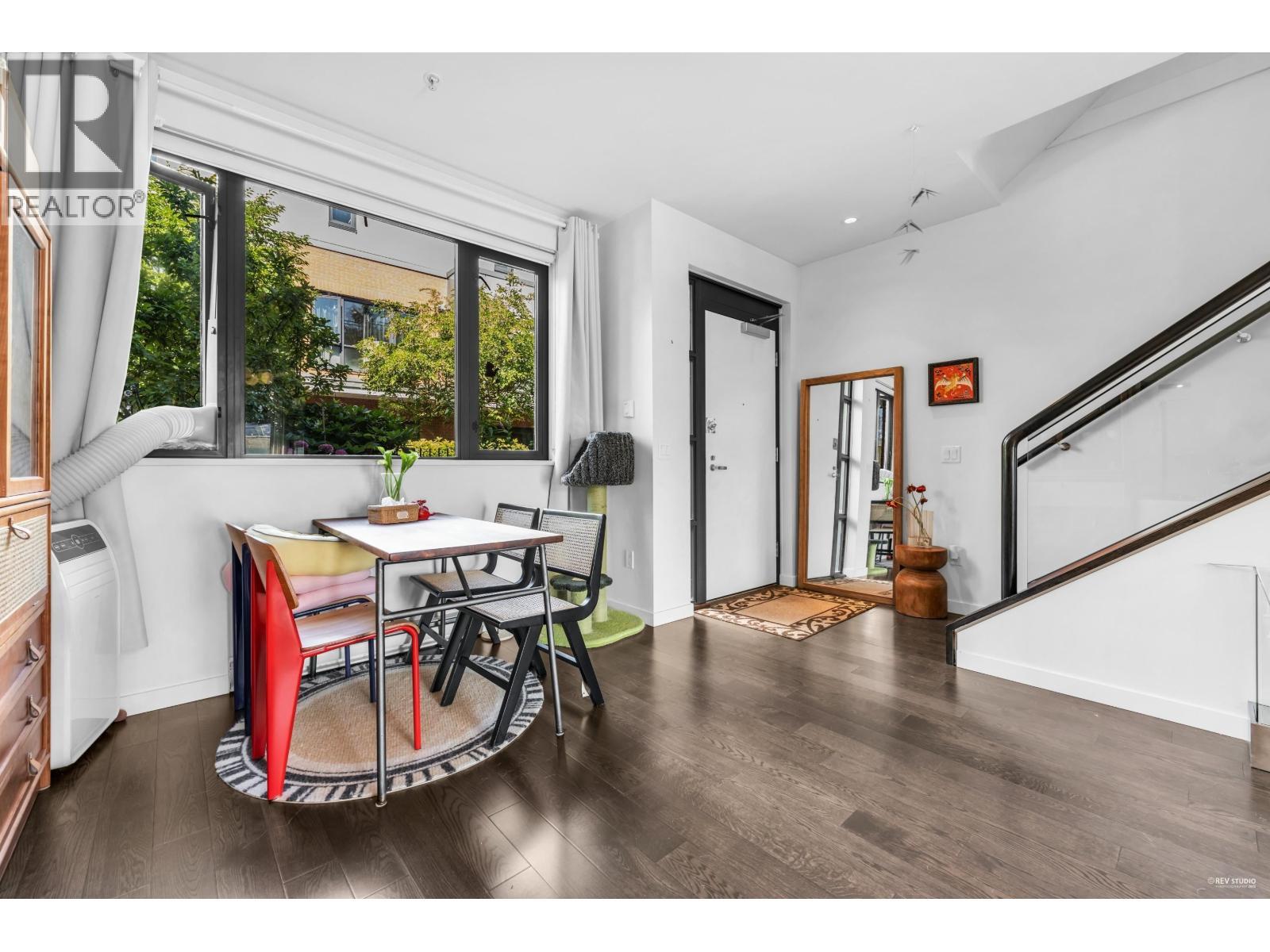 6426 Ash Street, Vancouver, BC - Indoor Photo Showing Dining Room