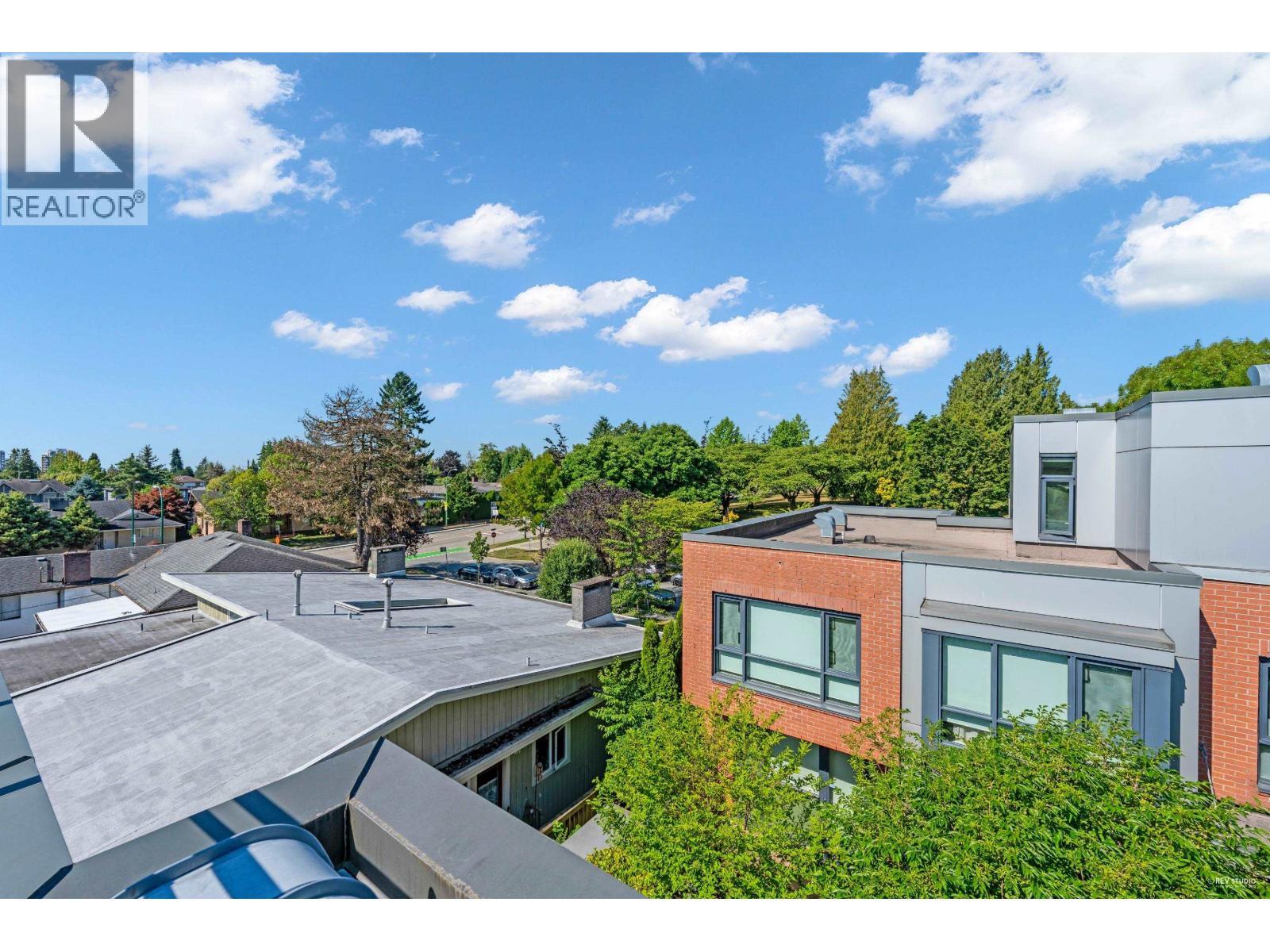 6426 Ash Street, Vancouver, BC - Outdoor
