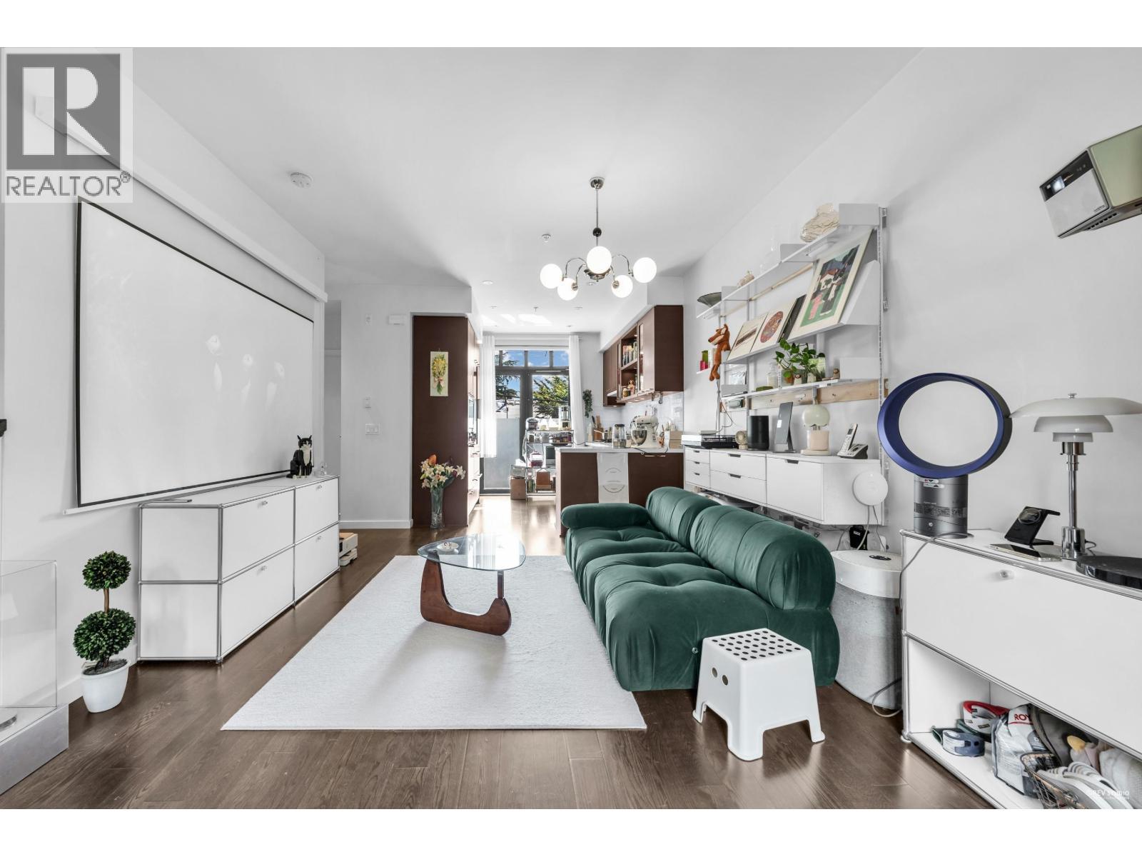 6426 Ash Street, Vancouver, BC - Indoor Photo Showing Other Room