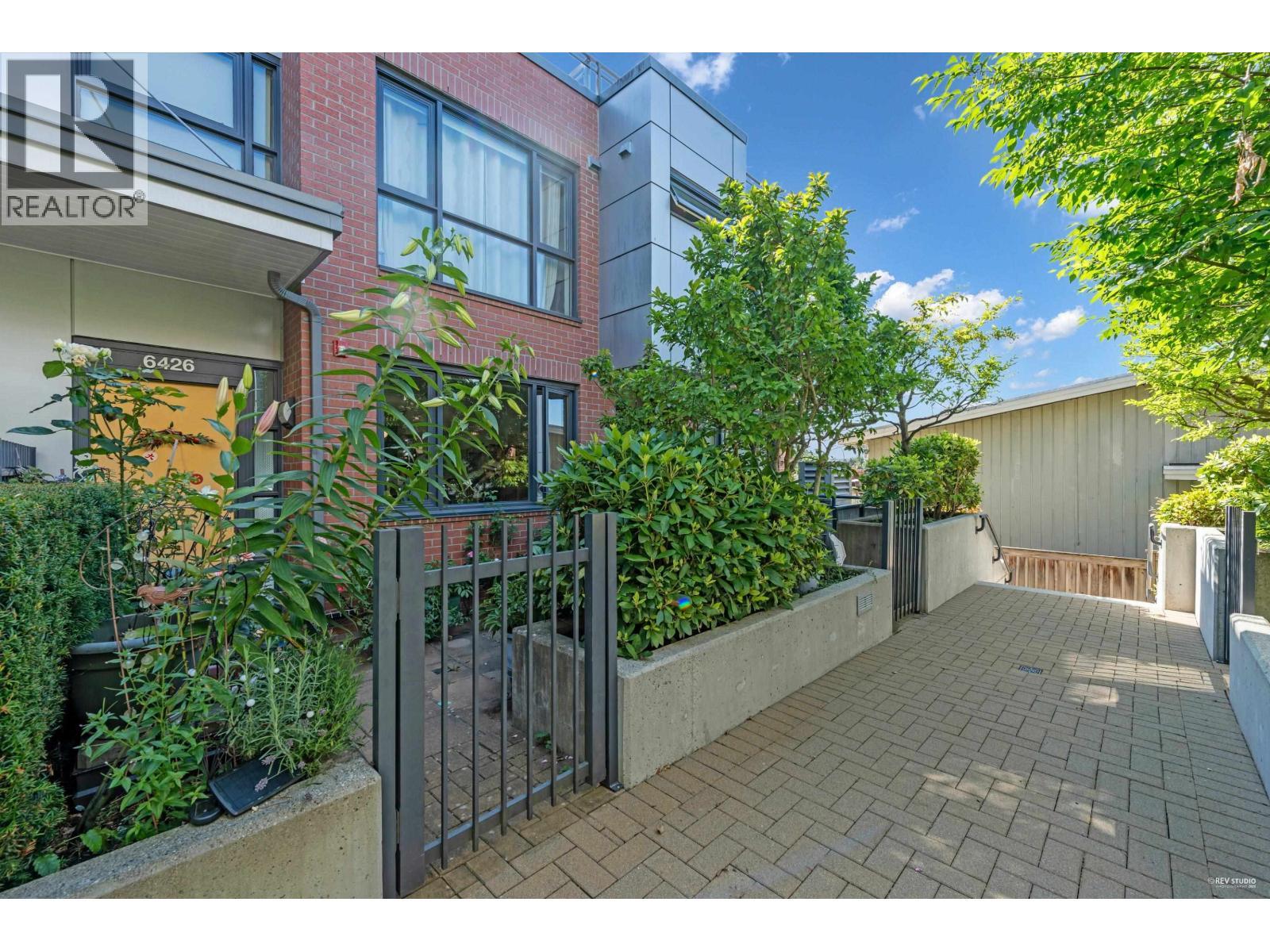 6426 Ash Street, Vancouver, BC - Outdoor