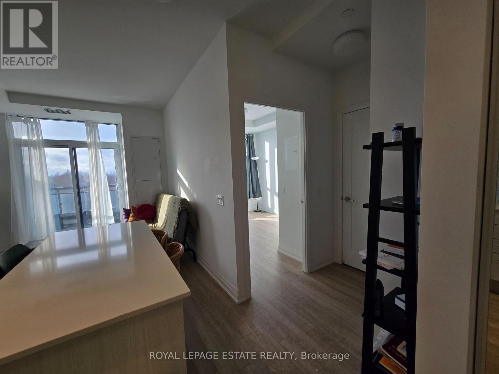 620 - 286 Main Street, Toronto, ON - Indoor