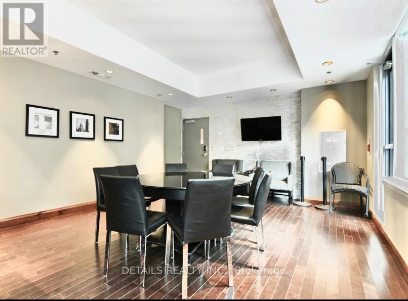 601 - 238 Besserer Street, Ottawa, ON - Indoor Photo Showing Dining Room