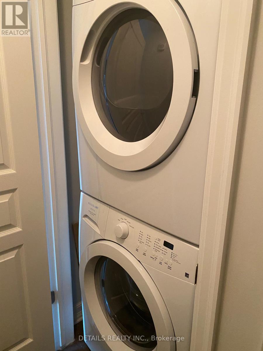 601 - 238 Besserer Street, Ottawa, ON - Indoor Photo Showing Laundry Room