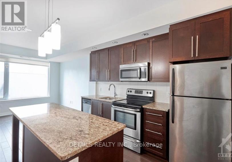 601 - 238 Besserer Street, Ottawa, ON - Indoor Photo Showing Kitchen With Stainless Steel Kitchen With Upgraded Kitchen