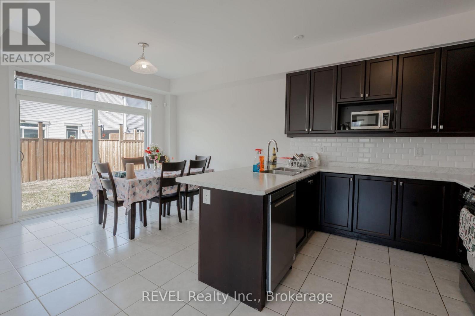 8797 Pawpaw Lane, Niagara Falls (Brown), ON - Indoor