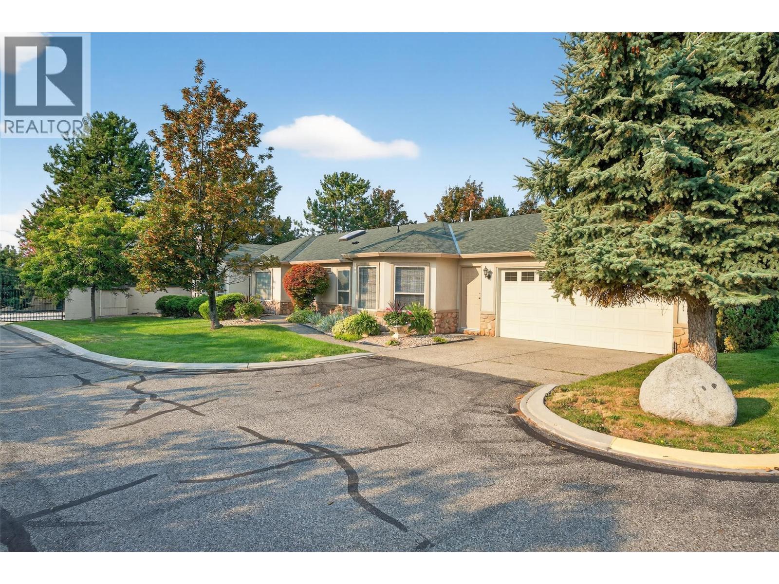 2330 Butt Road Unit# 407, West Kelowna, BC - Outdoor