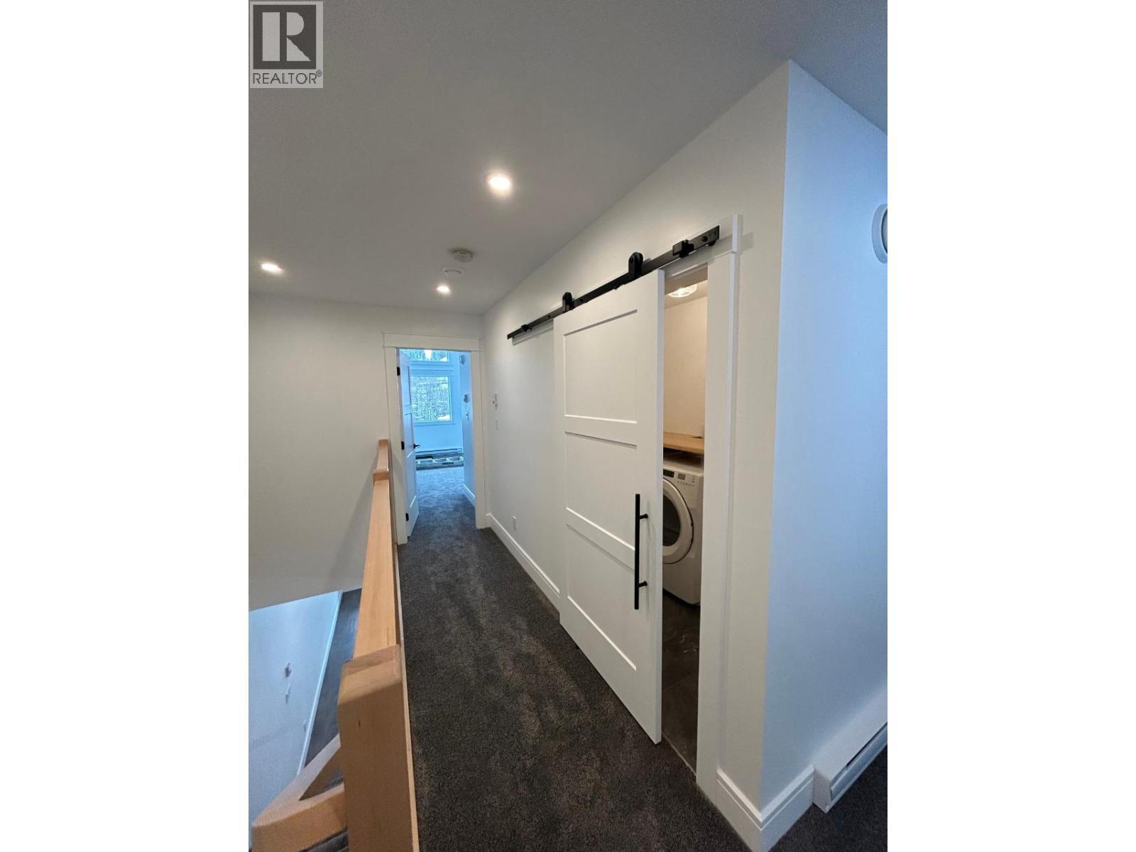 1367 Burfield Drive, Sun Peaks, BC - Indoor Photo Showing Other Room