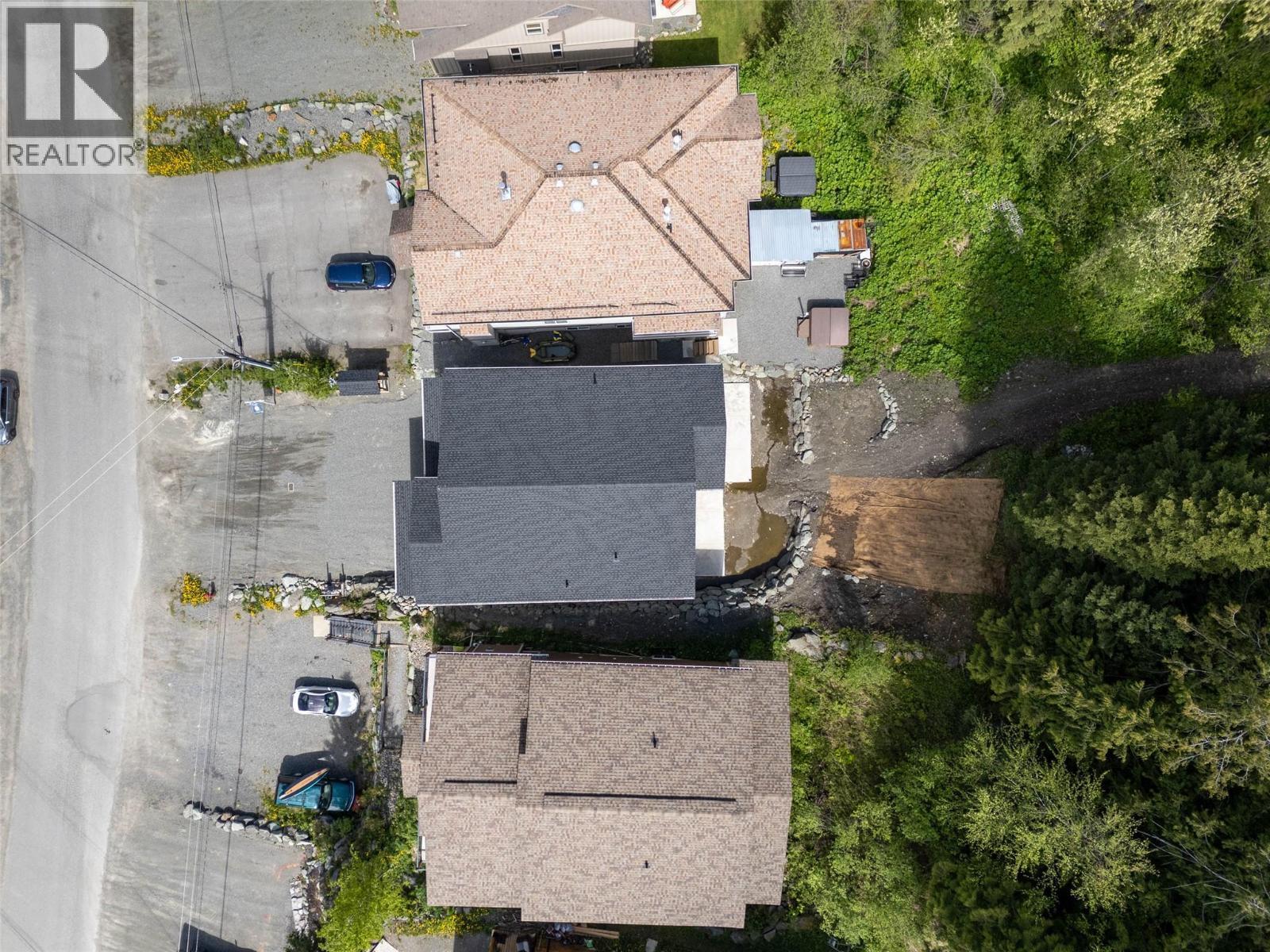 1367 Burfield Drive, Sun Peaks, BC - Outdoor