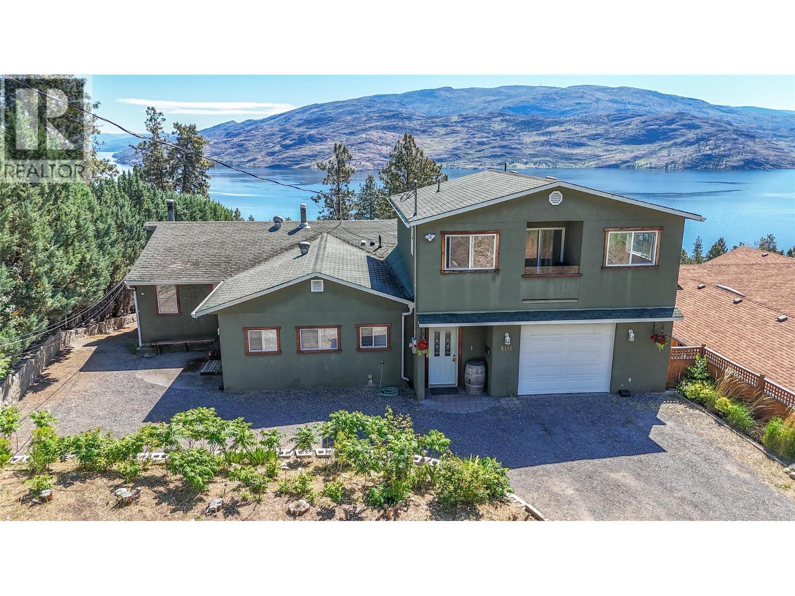 6471 Vernon Avenue, Peachland, BC - Outdoor