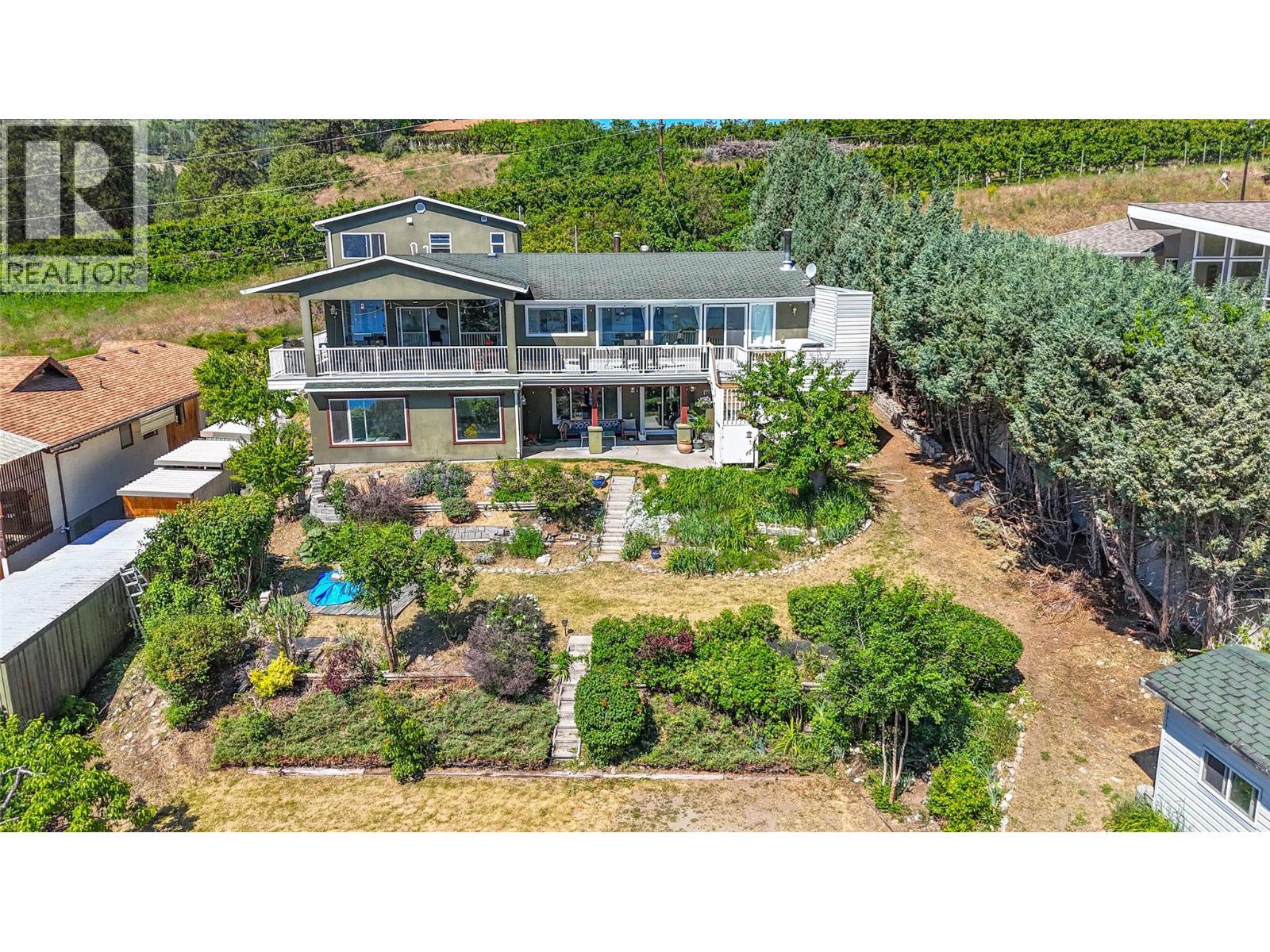 6471 Vernon Avenue, Peachland, BC - Outdoor With Deck Patio Veranda