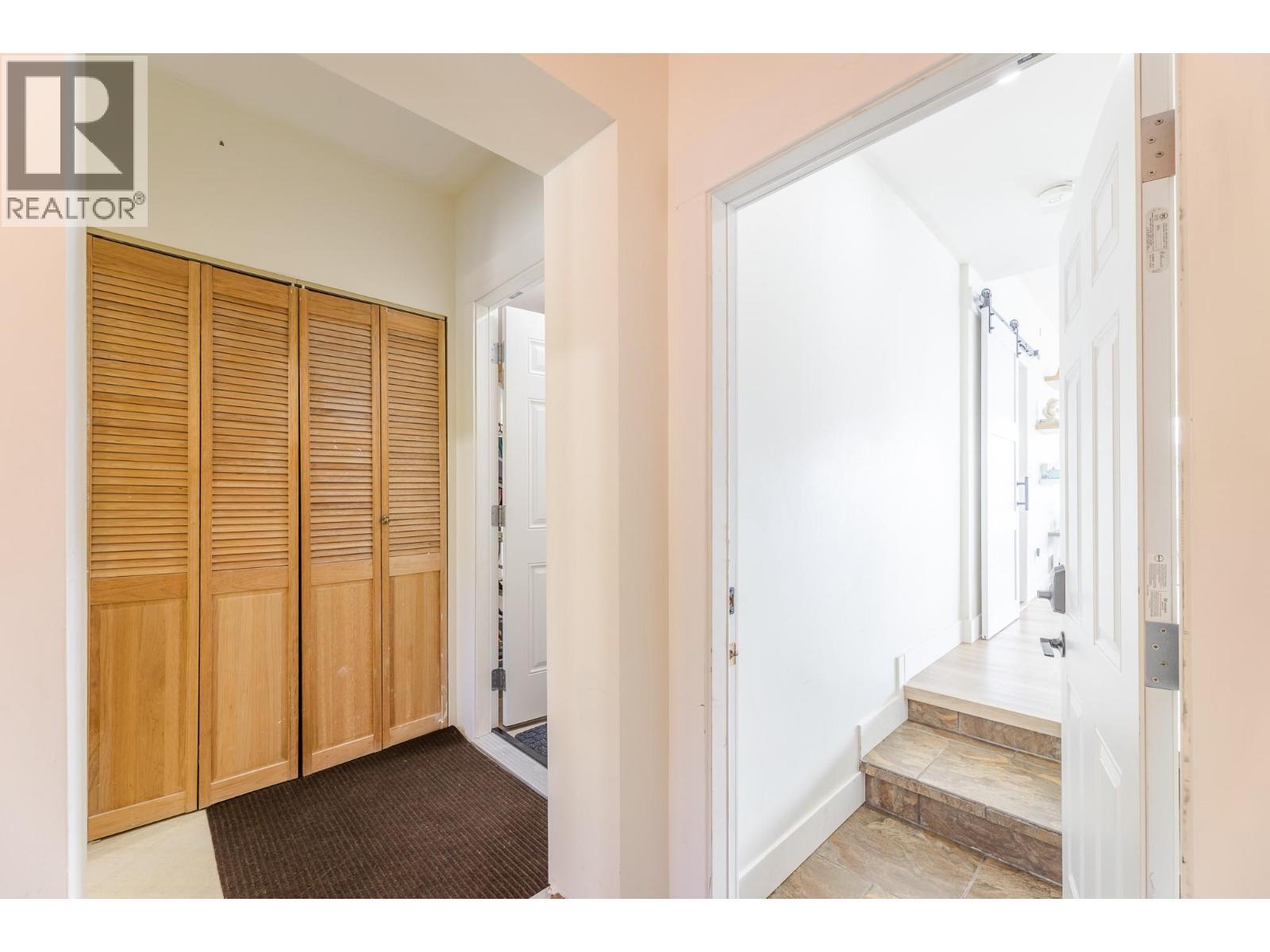 6471 Vernon Avenue, Peachland, BC - Indoor Photo Showing Other Room