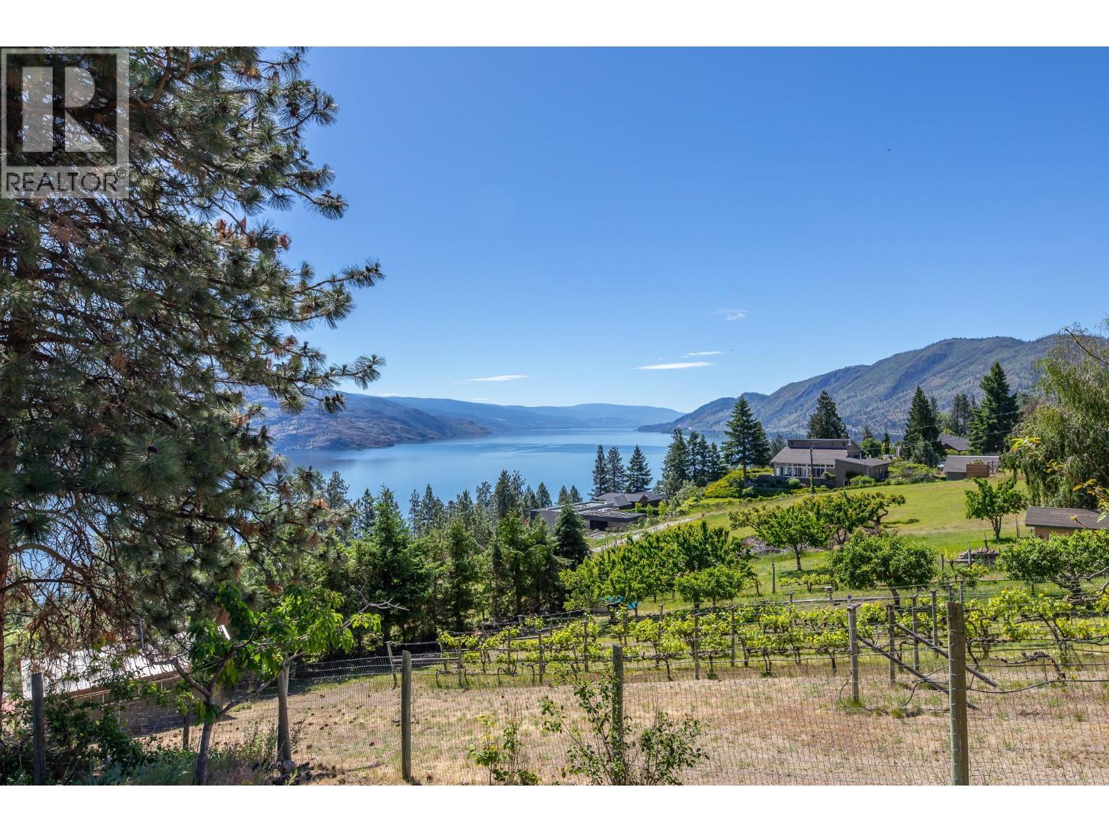6471 Vernon Avenue, Peachland, BC - Outdoor With Body Of Water With View