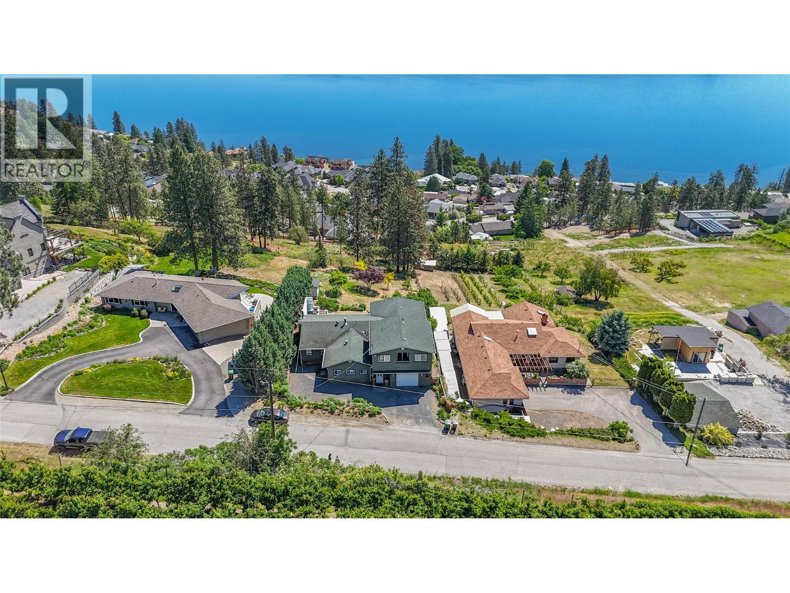 6471 Vernon Avenue, Peachland, BC - Outdoor With View