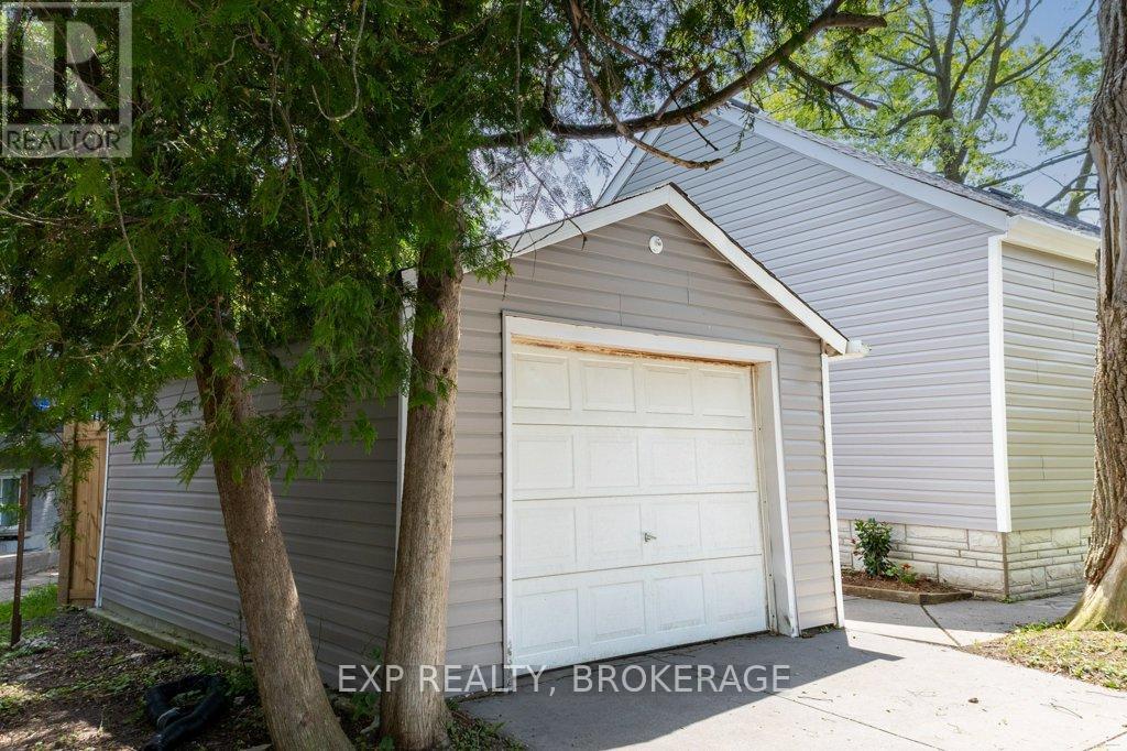 19 Scott Street, Kingston (Central City East), ON - Outdoor With Exterior