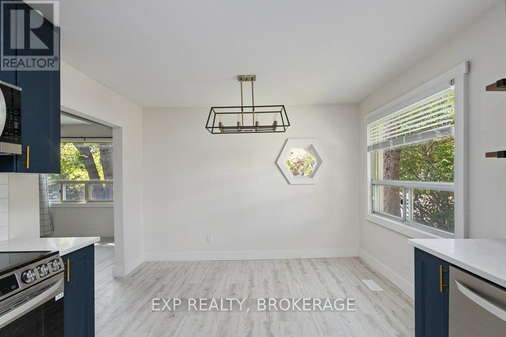 19 Scott Street, Kingston (Central City East), ON - Indoor