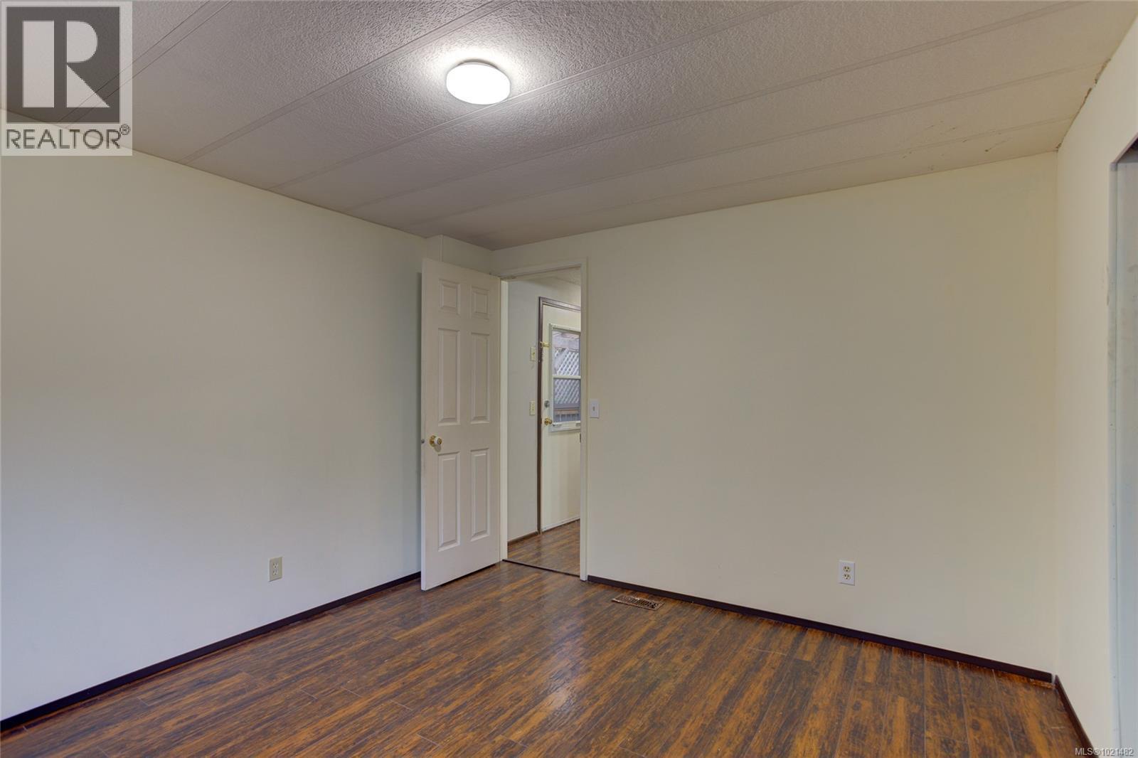 4305 Sunrise Rd, Duncan, BC - Indoor Photo Showing Other Room