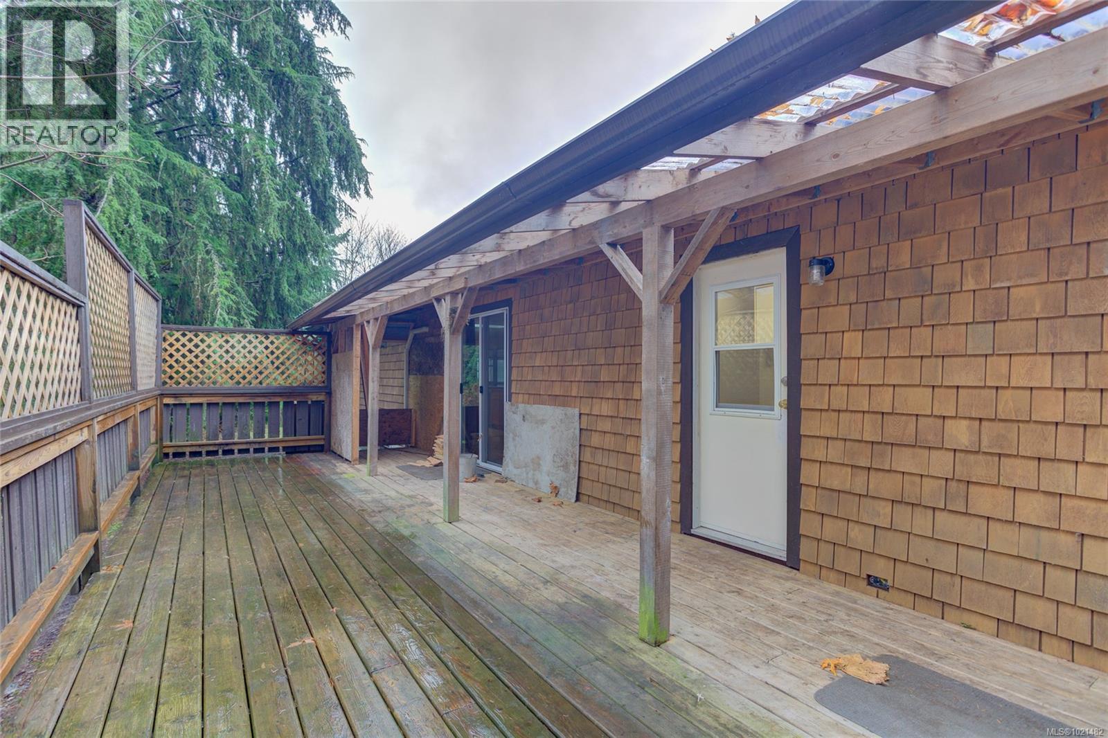 4305 Sunrise Rd, Duncan, BC - Outdoor With Deck Patio Veranda With Exterior