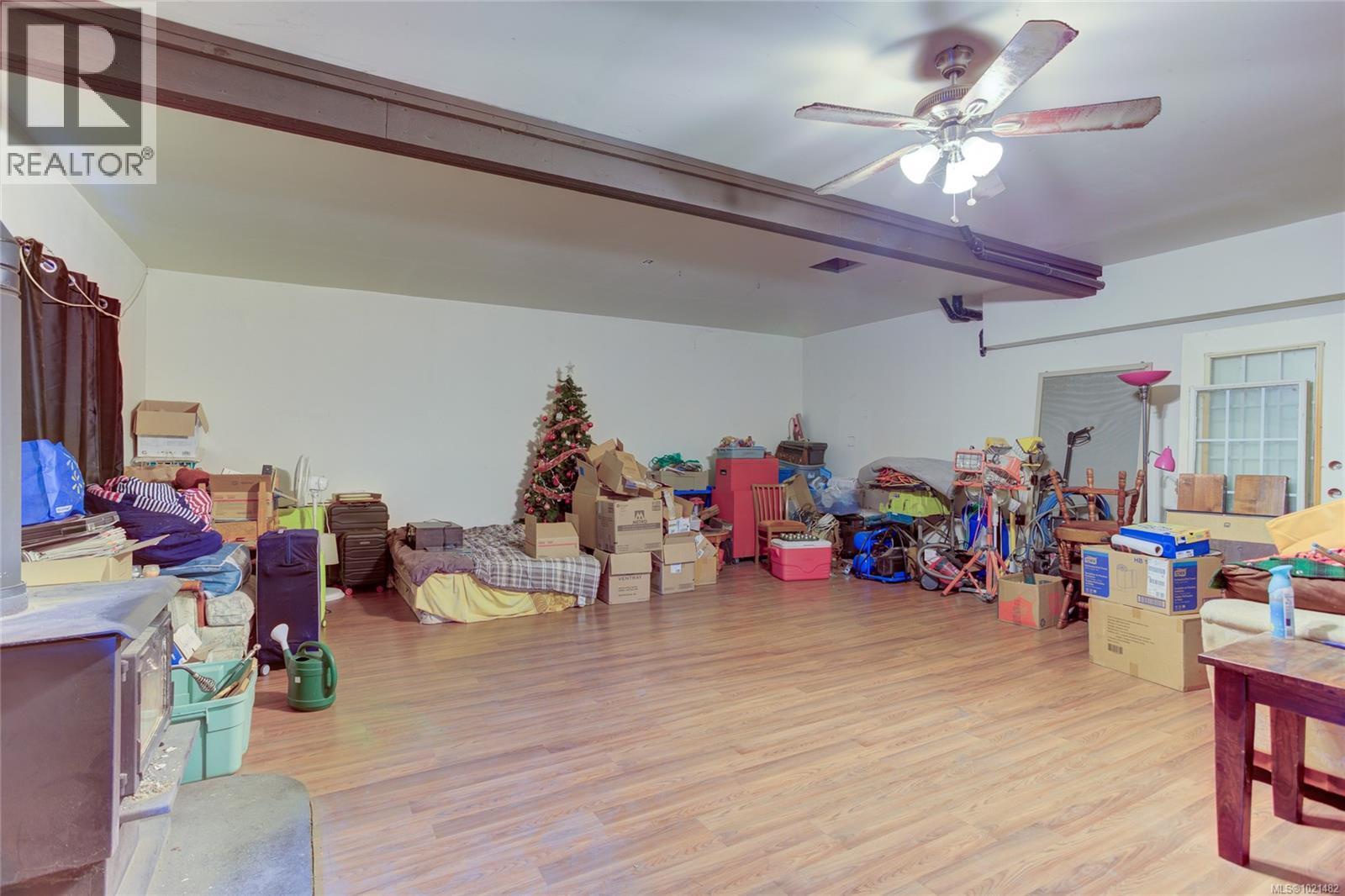 4305 Sunrise Rd, Duncan, BC - Indoor Photo Showing Other Room