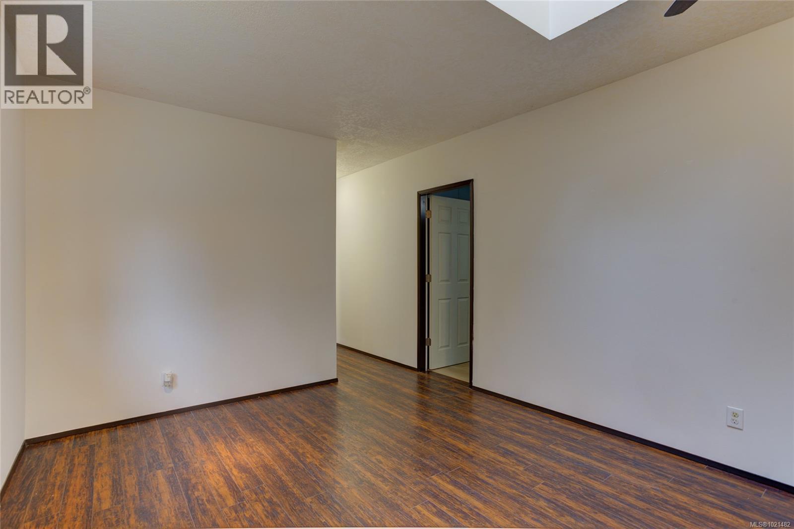 4305 Sunrise Rd, Duncan, BC - Indoor Photo Showing Other Room