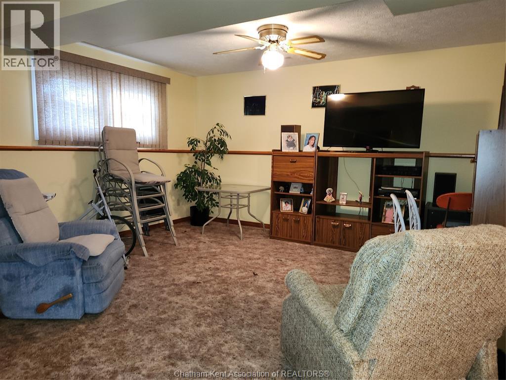 15 Monarch Drive, Chatham, ON - Indoor