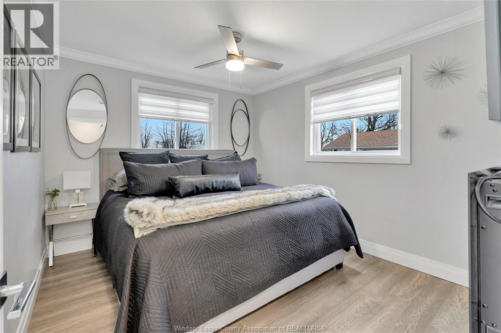 2072 Hopgood, Lakeshore, ON - Indoor Photo Showing Bedroom