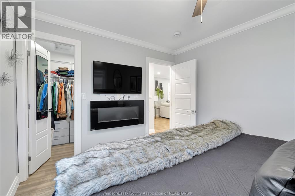 2072 Hopgood, Lakeshore, ON - Indoor Photo Showing Bedroom