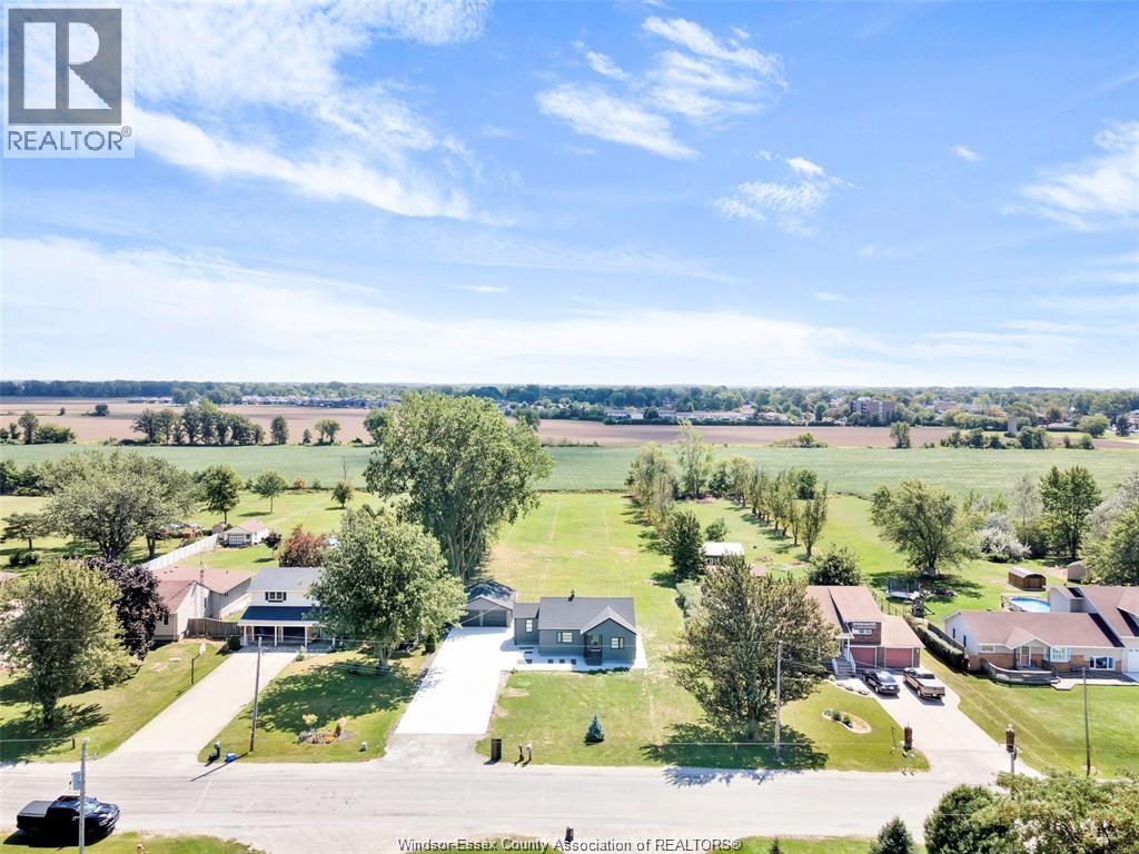 2072 Hopgood, Lakeshore, ON - Outdoor With View