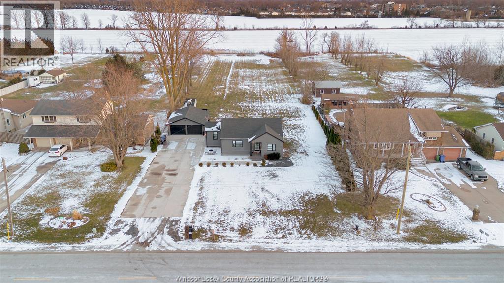 2072 Hopgood, Lakeshore, ON - Outdoor