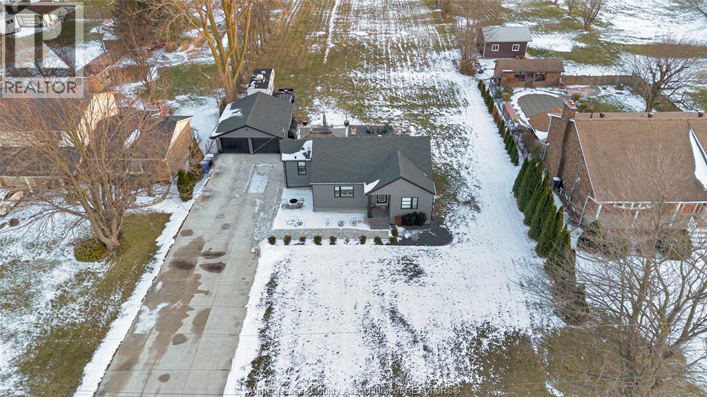 2072 Hopgood, Lakeshore, ON - Outdoor