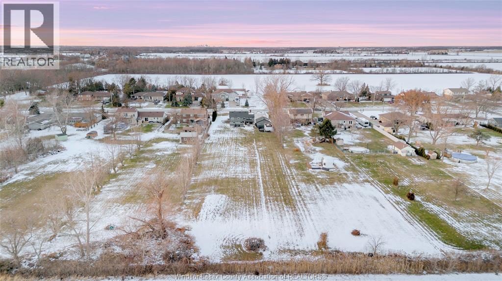 2072 Hopgood, Lakeshore, ON - Outdoor With View