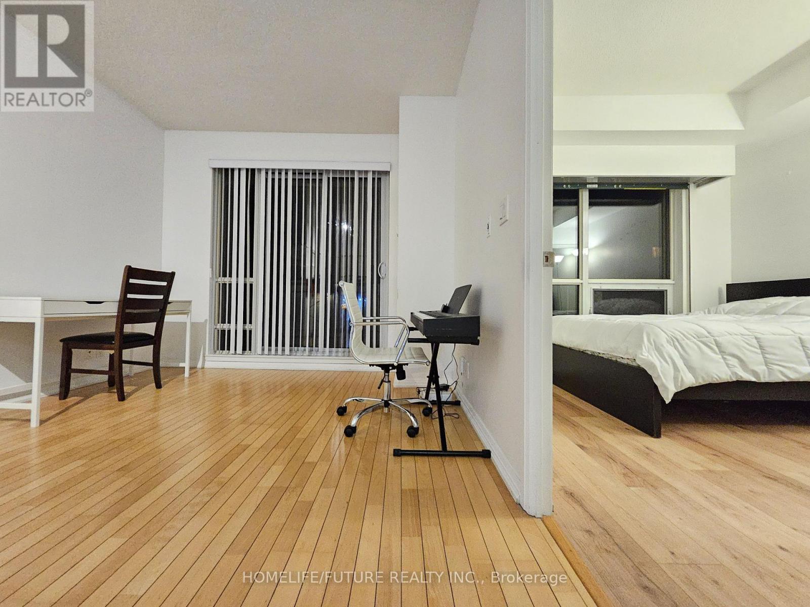 207 - 35 Hayden Street, Toronto, ON - Indoor Photo Showing Other Room