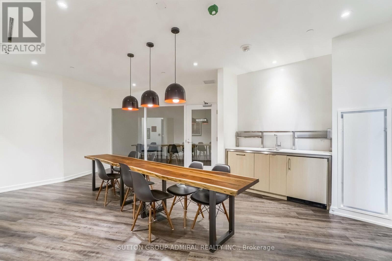 1403 - 135 East Liberty Street, Toronto, ON - Indoor