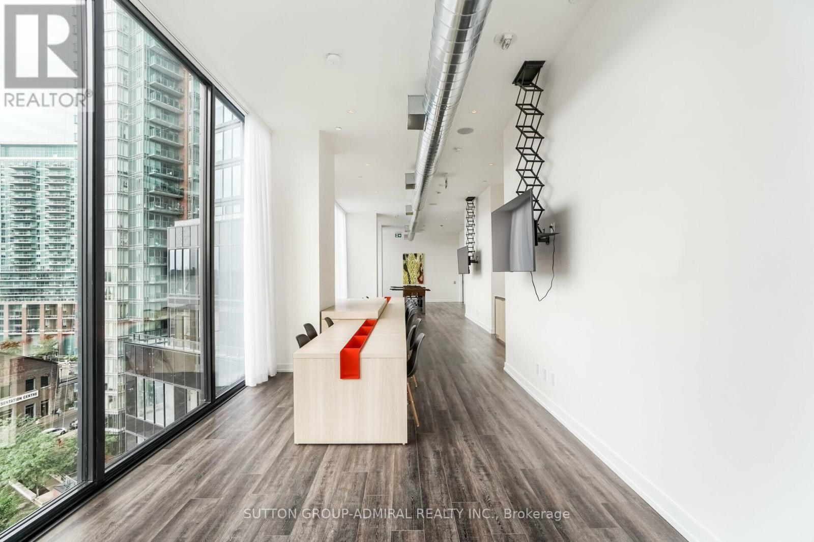 1403 - 135 East Liberty Street, Toronto, ON - Indoor Photo Showing Other Room