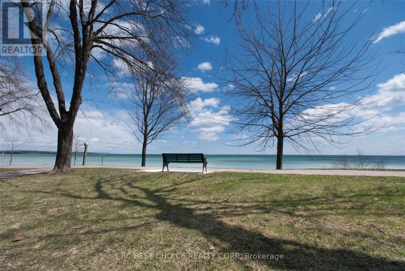 1471 Birchcliffe Court, Oshawa, ON - Outdoor With Body Of Water With View